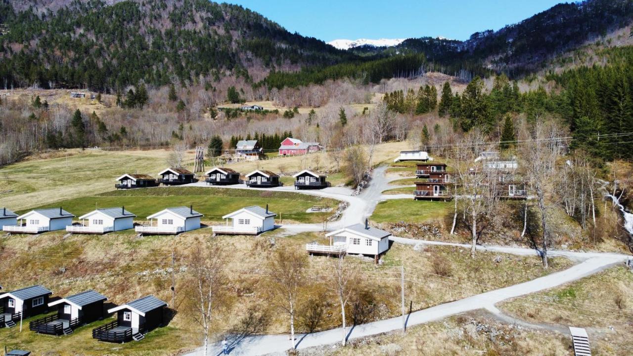 Gjerdset Turistsenter Villa Isfjorden Kültér fotó