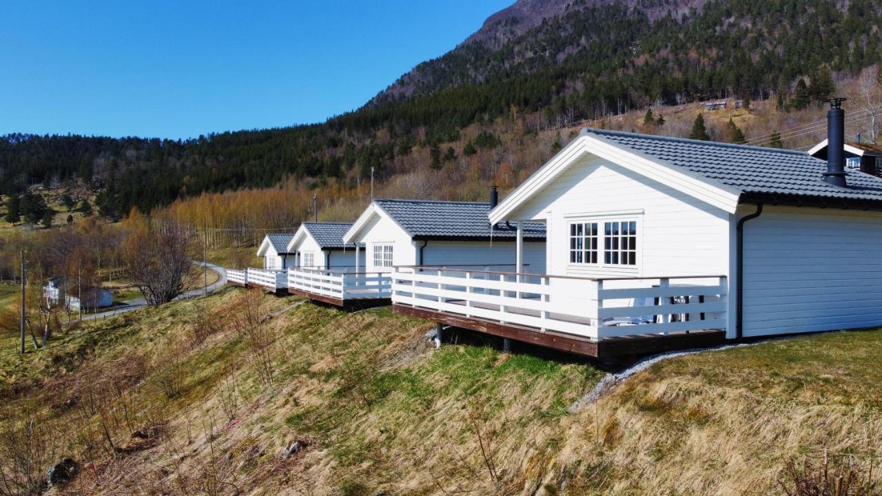 Gjerdset Turistsenter Villa Isfjorden Kültér fotó